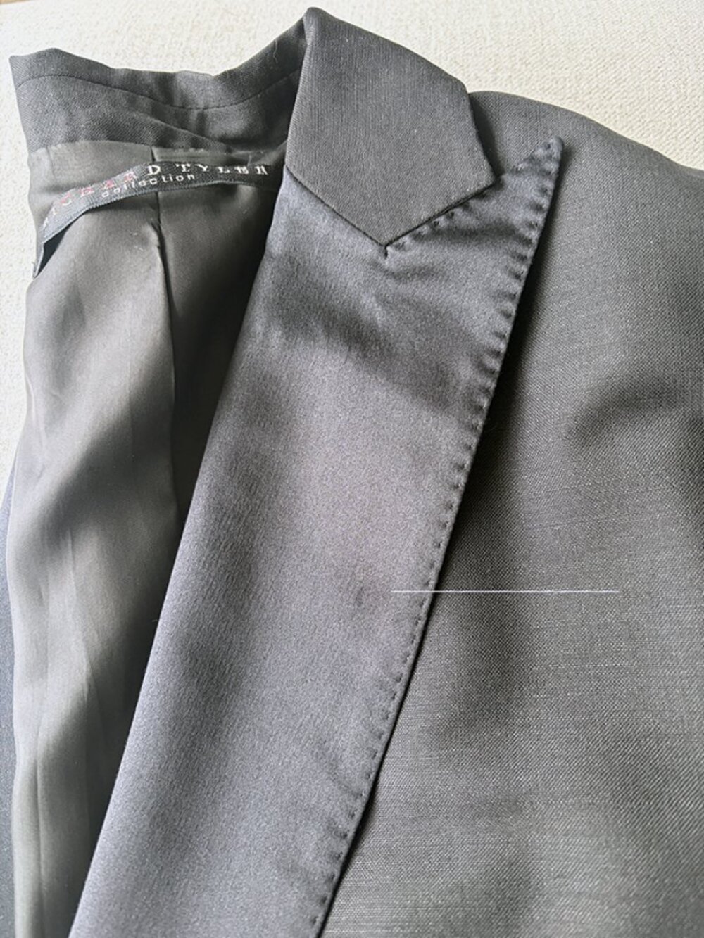 Rare, Vintage Richard Tyler Black “Tuxedo” Blazer, Size 44 / US Size 10 - Picture 13 of 14